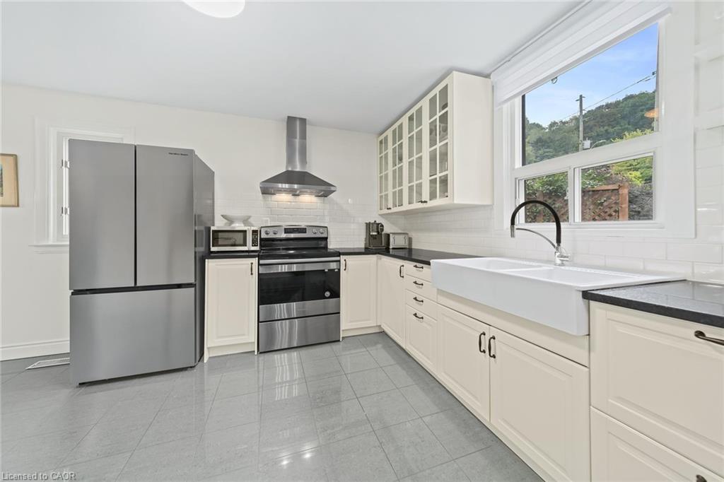 22 Arkledun Avenue Property Photo 12