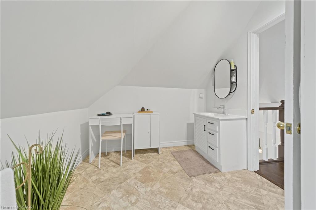 22 Arkledun Avenue Property Photo 20