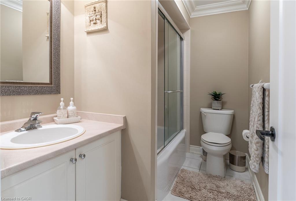 151 Moore Crescent Property Photo 28