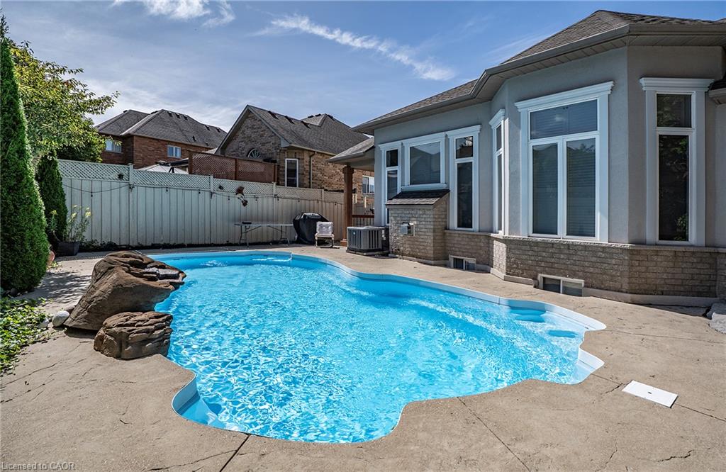 151 Moore Crescent Property Photo 37
