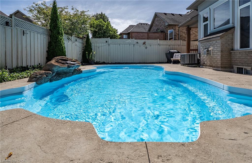 151 Moore Crescent Property Photo 42