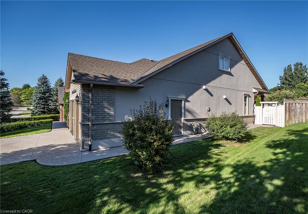 151 Moore Crescent Property Photo 43