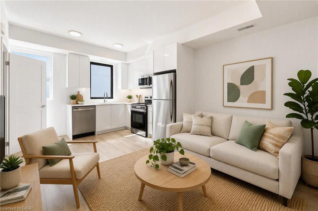 302-7277 Wilson Crescent Property Photo 5