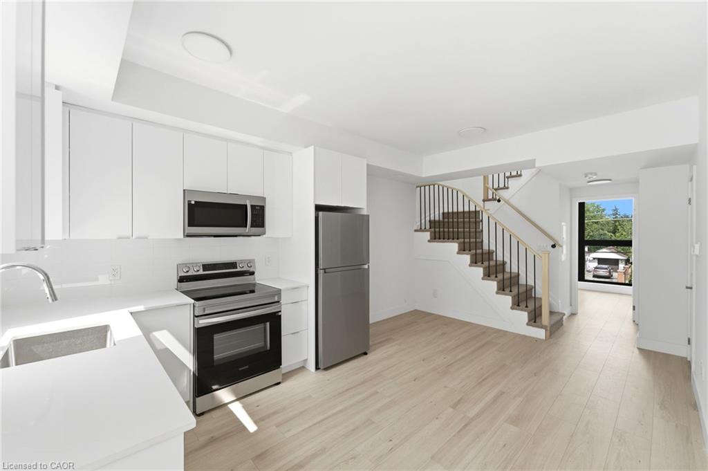 302-7277 Wilson Crescent Property Photo 8