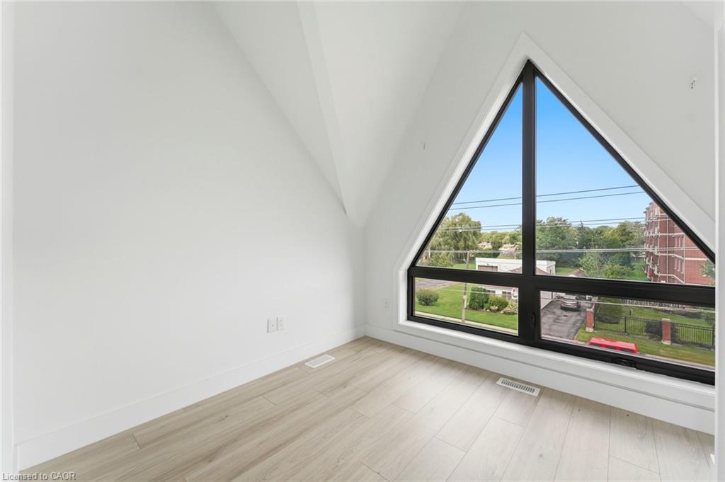 302-7277 Wilson Crescent Property Photo 21