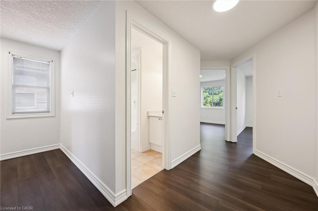 516 Dansbury Drive Property Photo 16