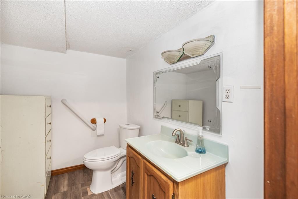 10 Atlas Street Property Photo 36