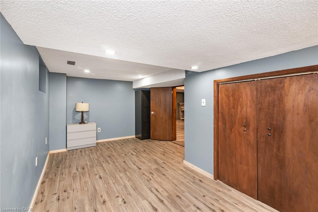 10 Atlas Street Property Photo 38