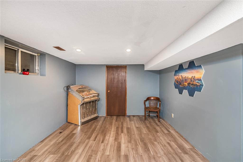 10 Atlas Street Property Photo 43