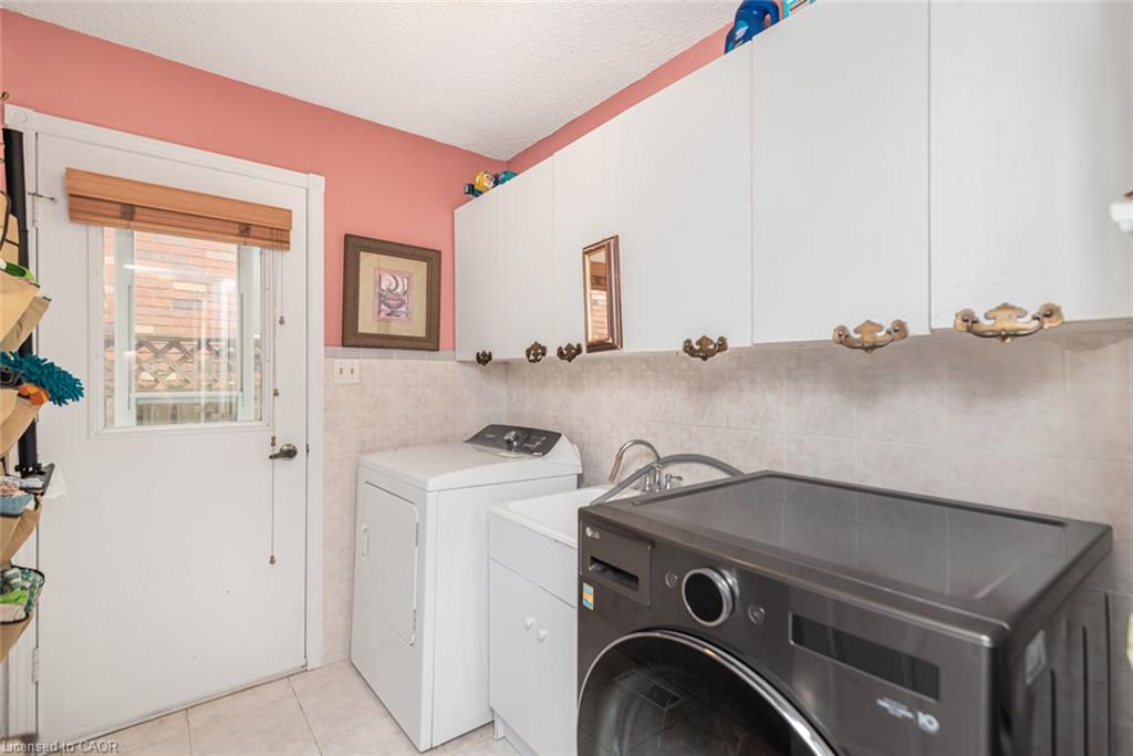 10 Atlas Street Property Photo 44