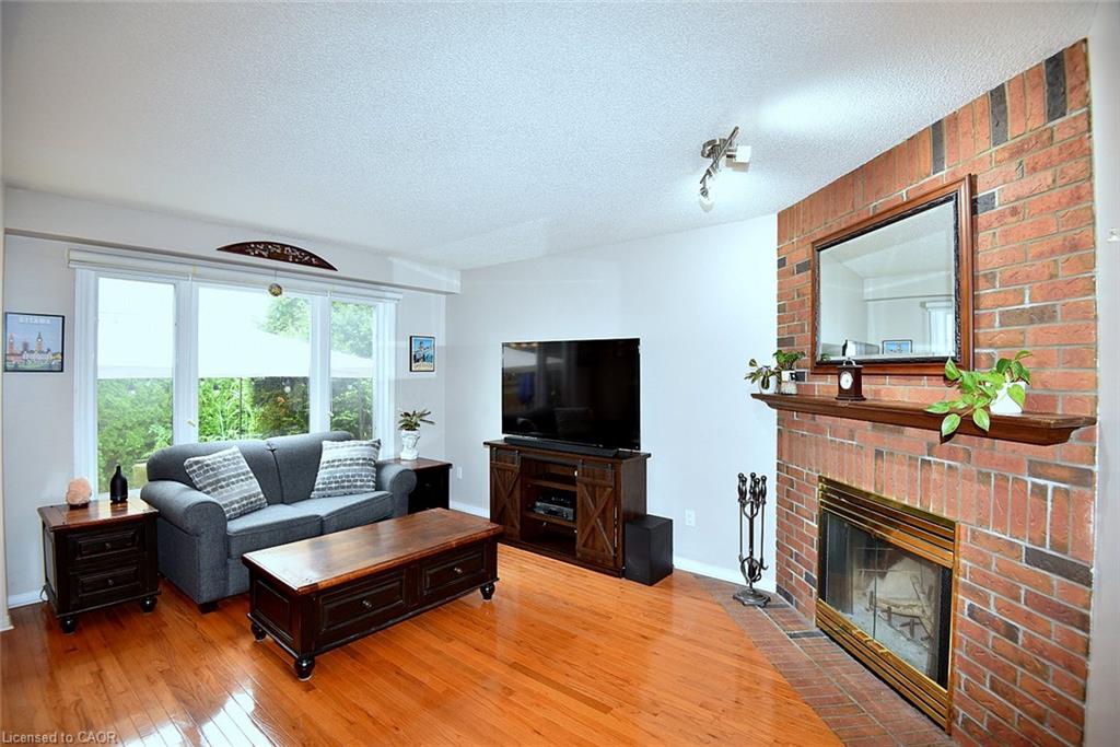 130 Charing Drive Property Photo 9