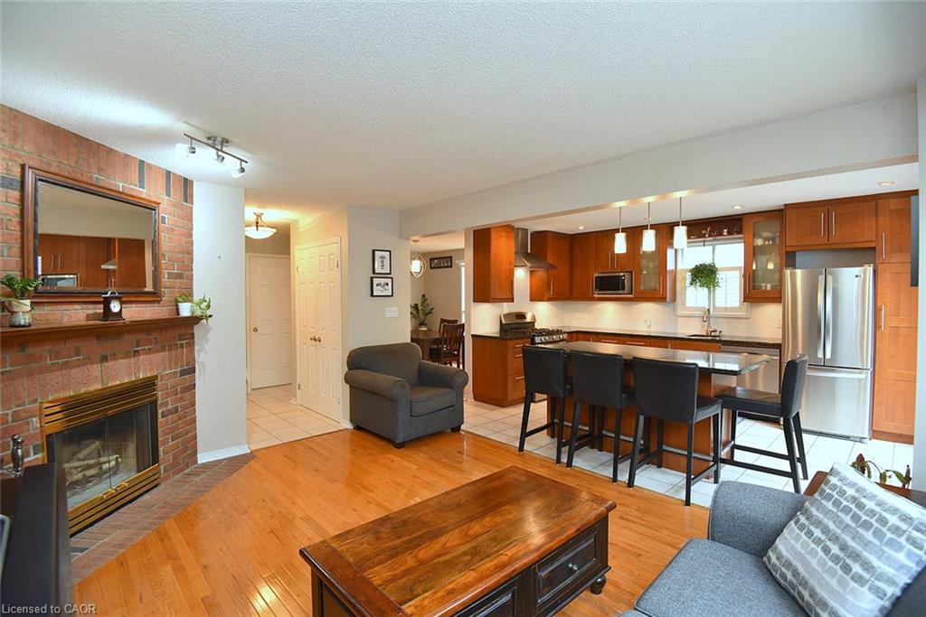 130 Charing Drive Property Photo 10