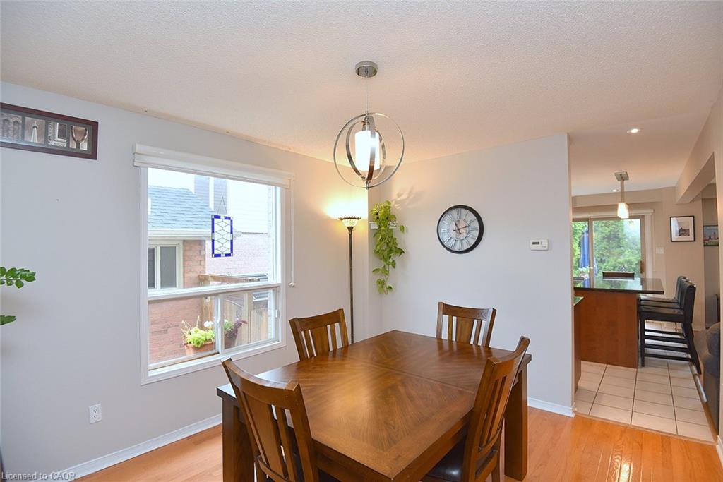 130 Charing Drive Property Photo 12