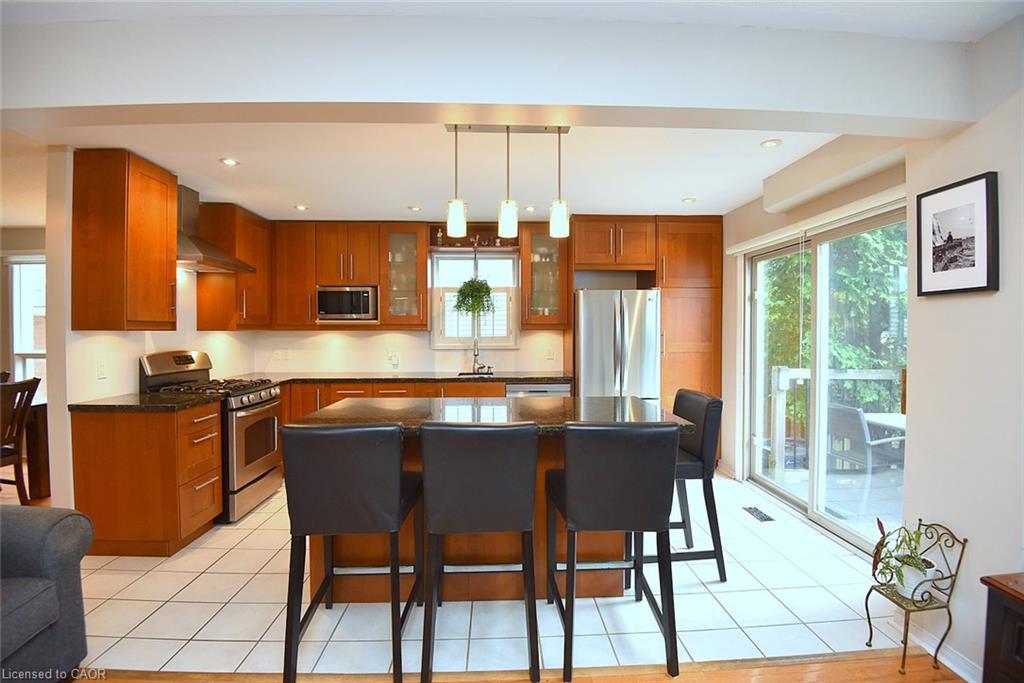 130 Charing Drive Property Photo 17