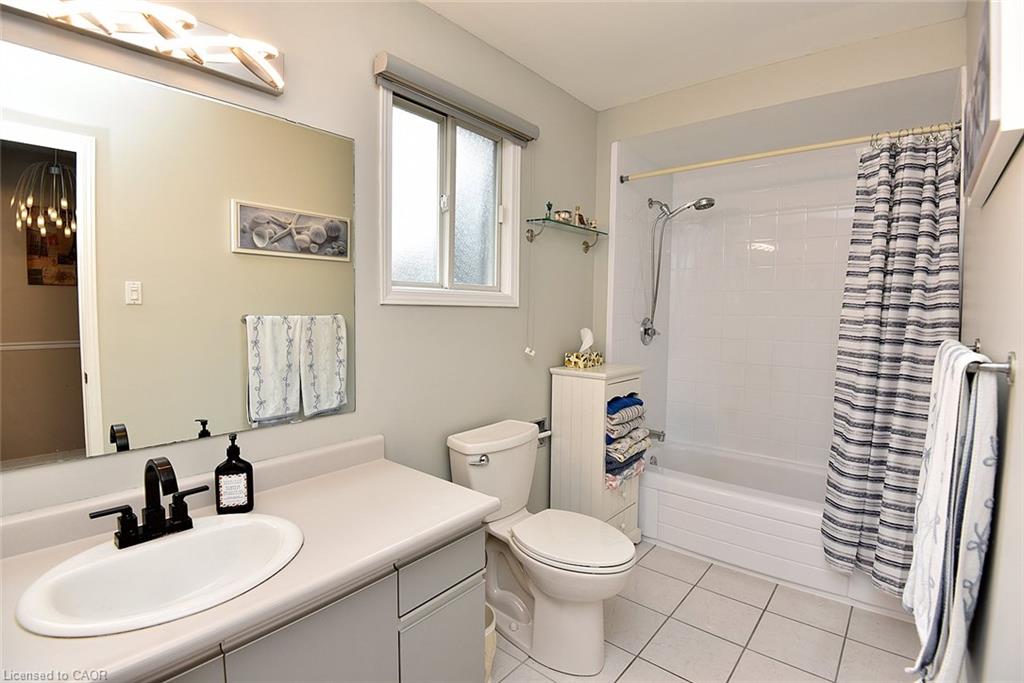 130 Charing Drive Property Photo 31