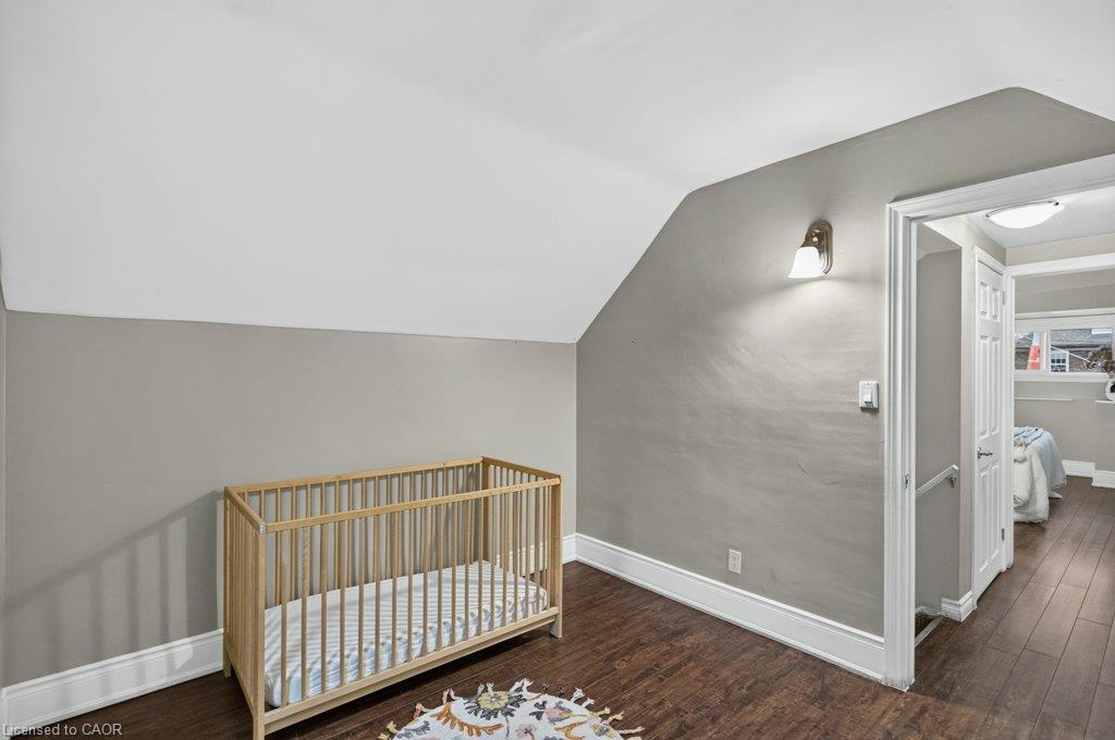 50 Wexford Avenue S Property Photo 31