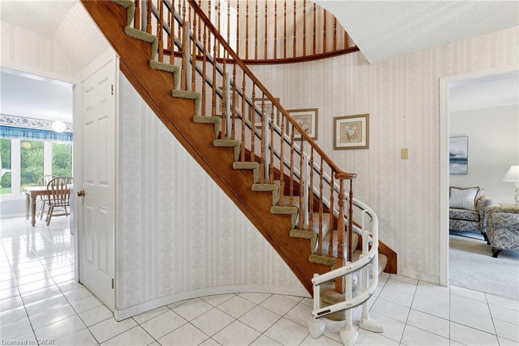158 Rushdale Drive Property Photo 10