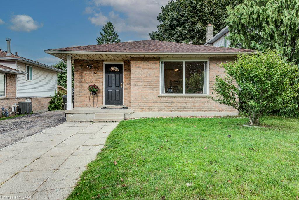 143 Sunrise Place Property Photo 1