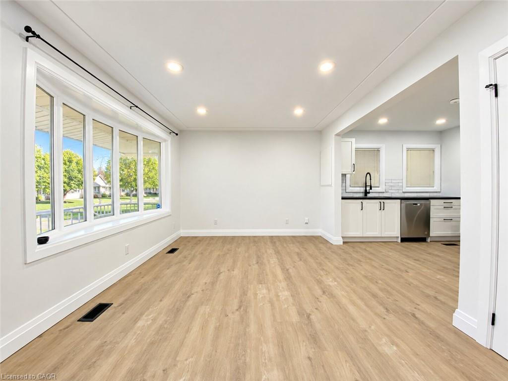 24 Sandalwood Avenue Property Photo 6