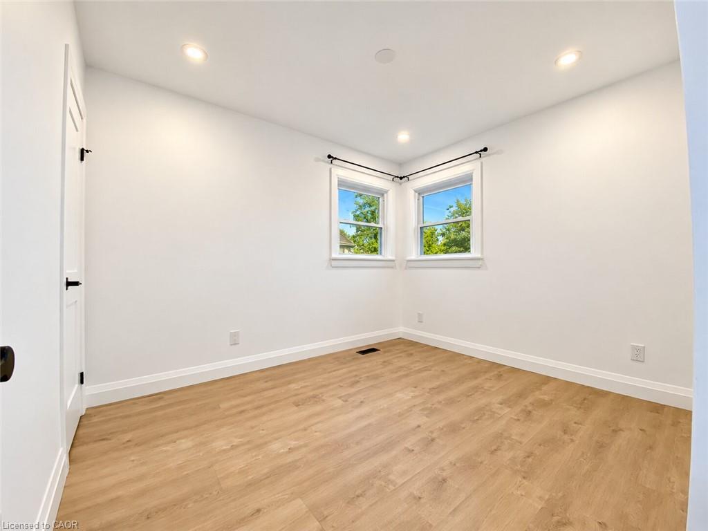 24 Sandalwood Avenue Property Photo 8