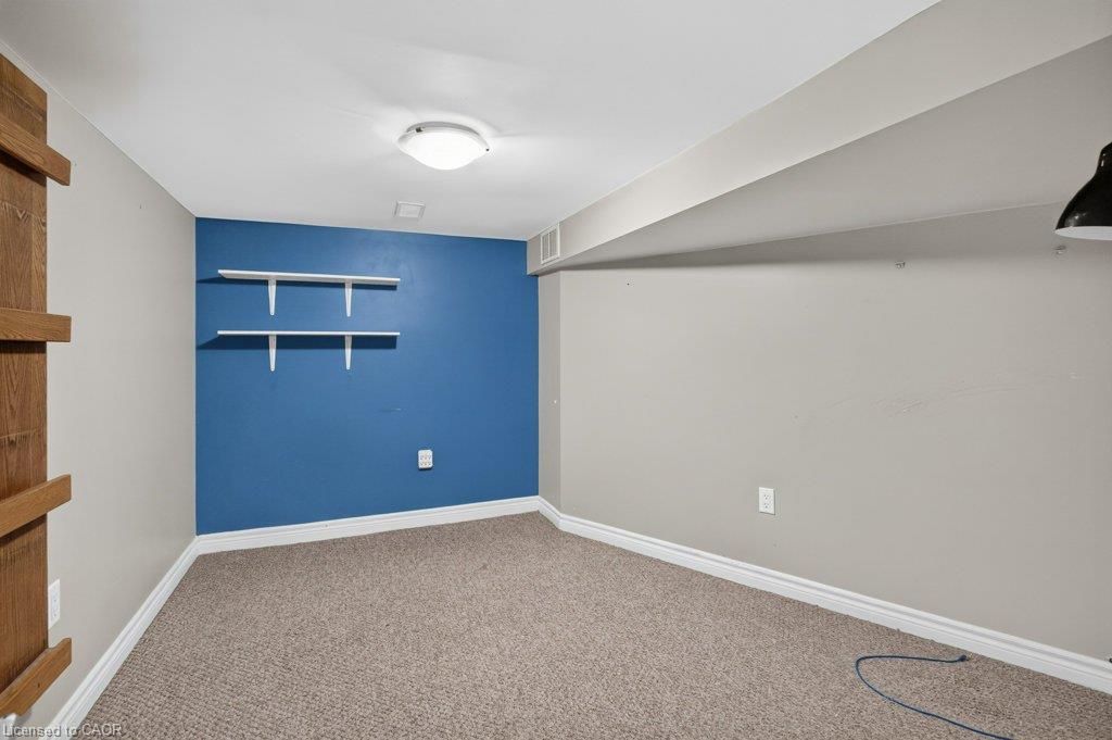 50 Wexford Avenue S Property Photo 39