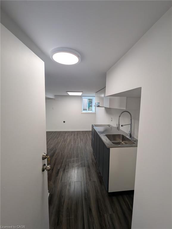 181 Markland Street Property Photo 4