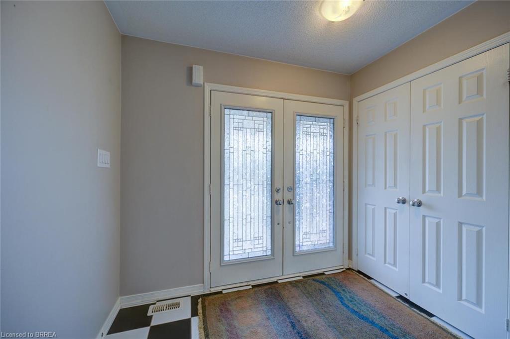 15 Davidson Court Property Photo 5