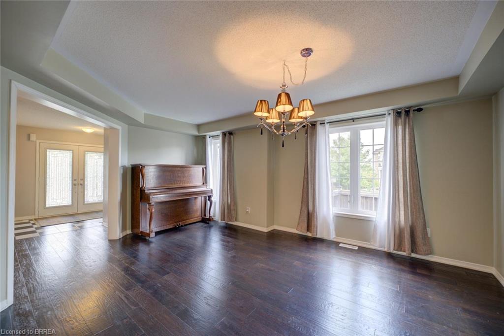 15 Davidson Court Property Photo 8