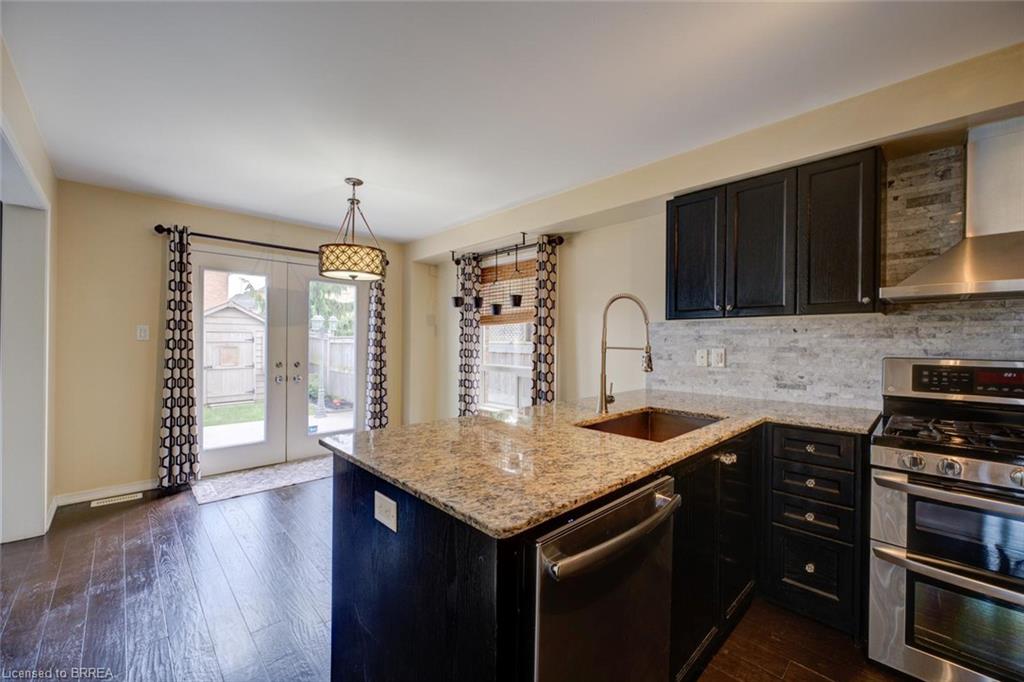 15 Davidson Court Property Photo 14