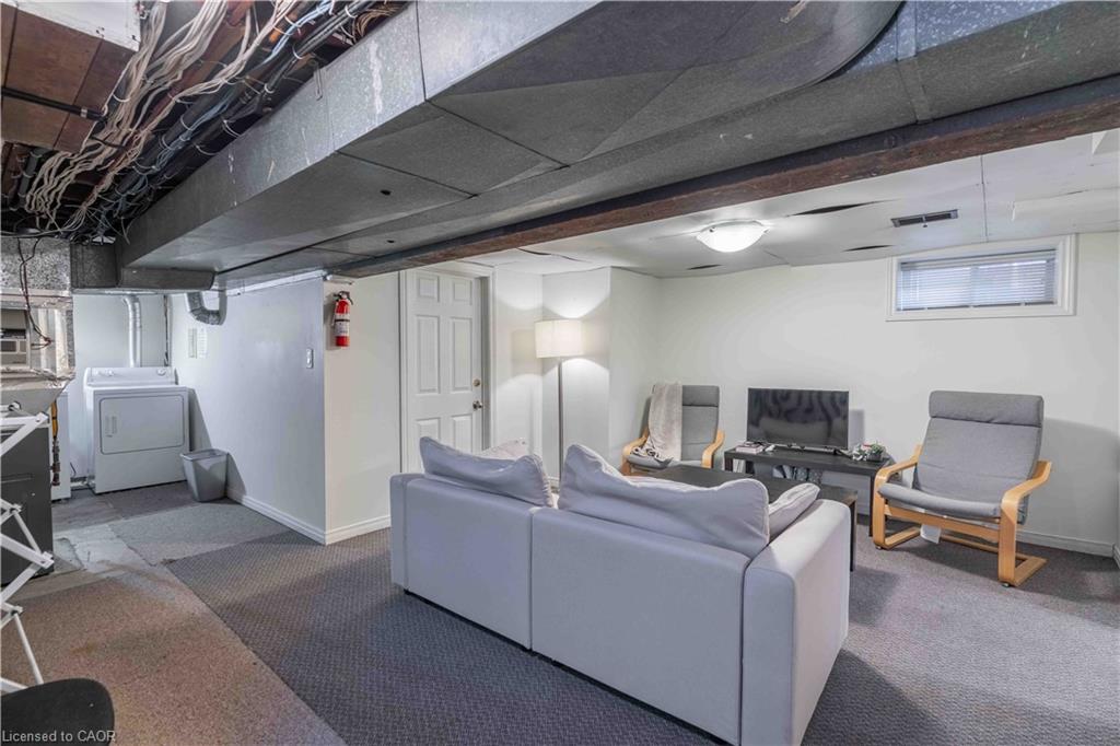 1257 King Street W Property Photo 19