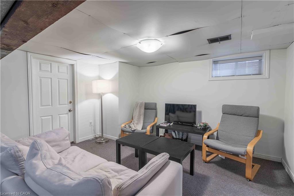 1257 King Street W Property Photo 20