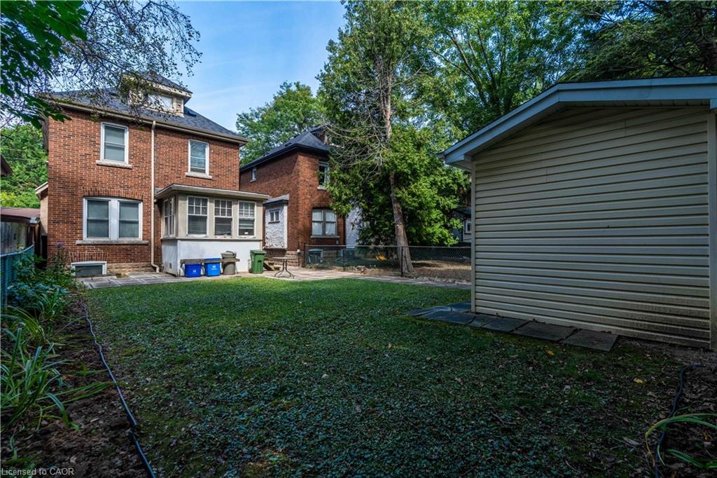 1257 King Street W Property Photo 27