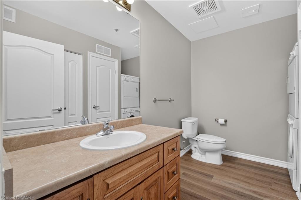 113-317 Lock Street W Property Photo 15