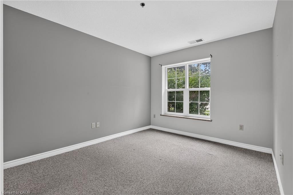 113-317 Lock Street W Property Photo 17
