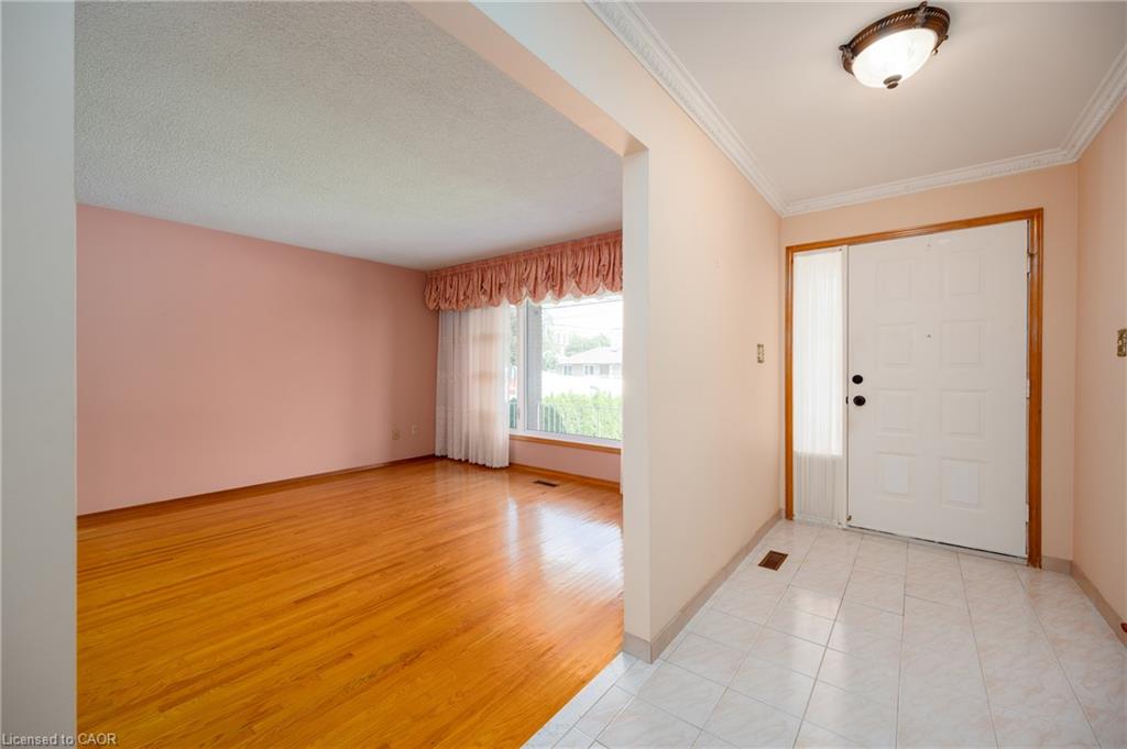 3478 Palgrave Road Property Photo 2