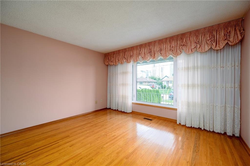3478 Palgrave Road Property Photo 4