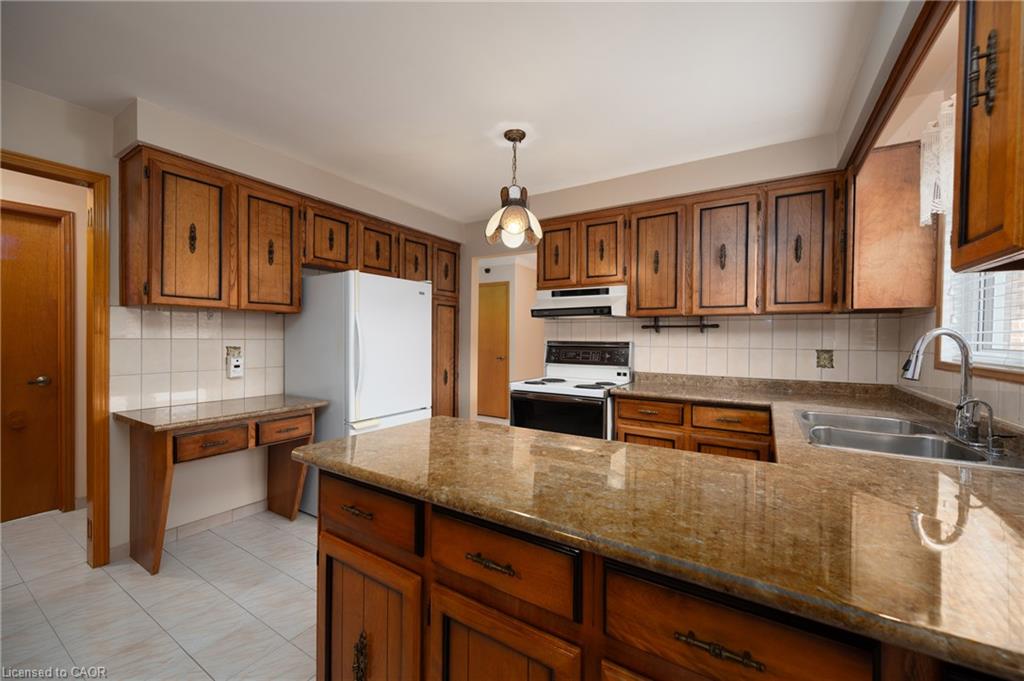 3478 Palgrave Road Property Photo 8