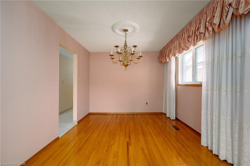 3478 Palgrave Road Property Photo 9