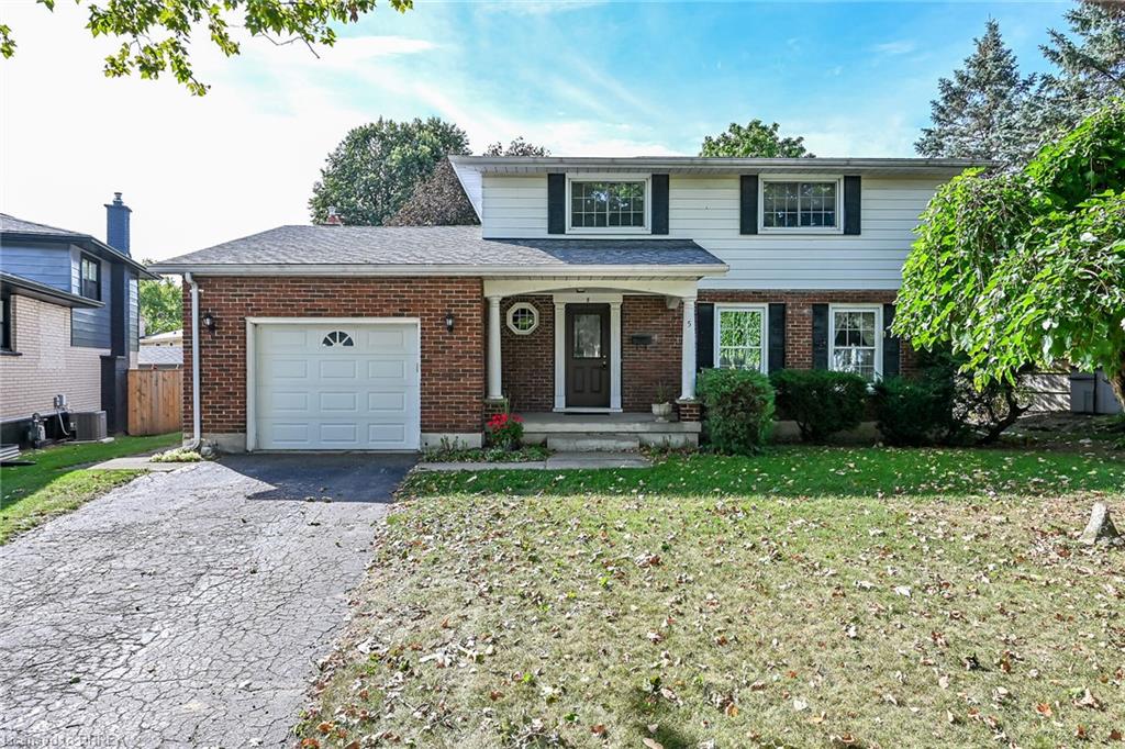 5 Rathbun Place Property Photo 3