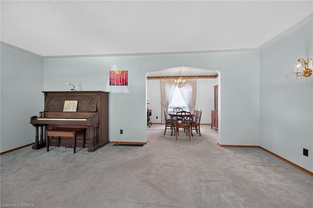 5 Rathbun Place Property Photo 11