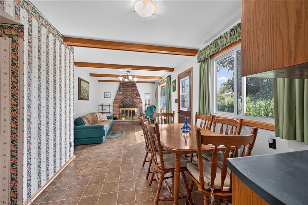 5 Rathbun Place Property Photo 17
