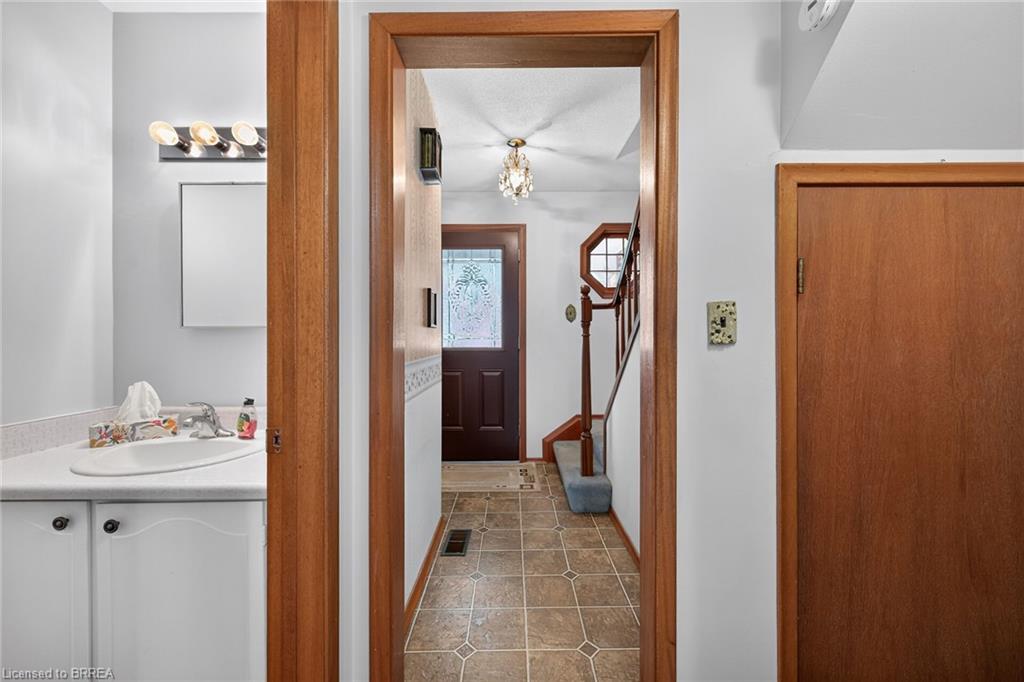 5 Rathbun Place Property Photo 26