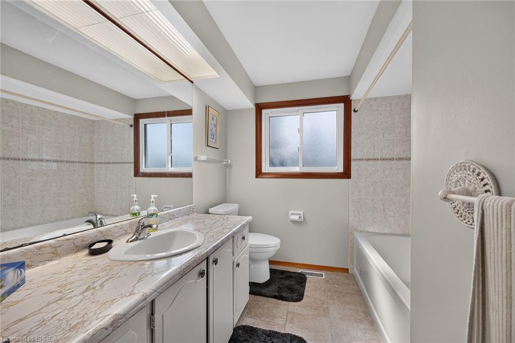 5 Rathbun Place Property Photo 33