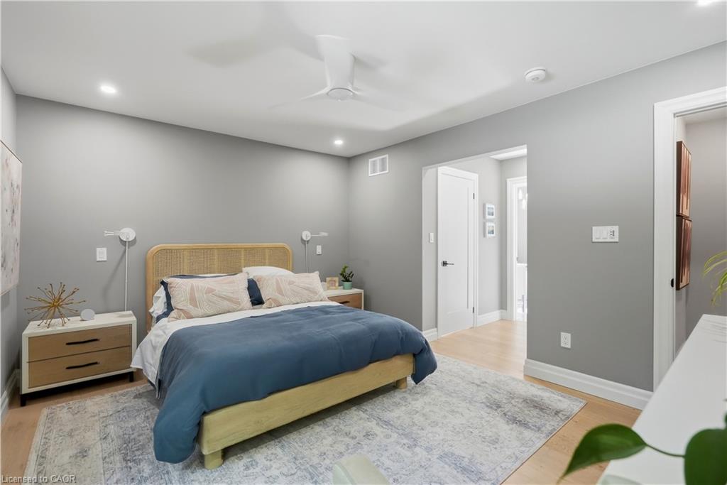 54 Mayfair Avenue Property Photo 21
