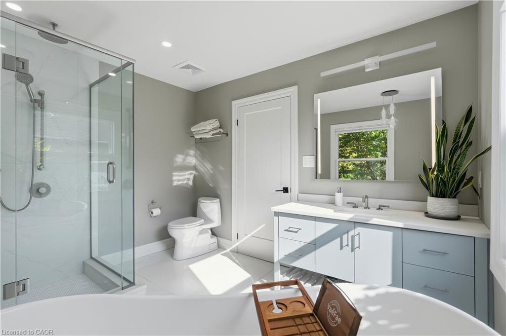 54 Mayfair Avenue Property Photo 25