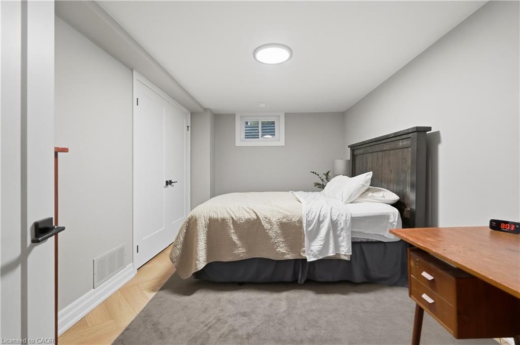 54 Mayfair Avenue Property Photo 37