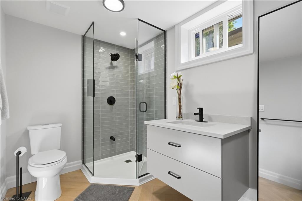 54 Mayfair Avenue Property Photo 38