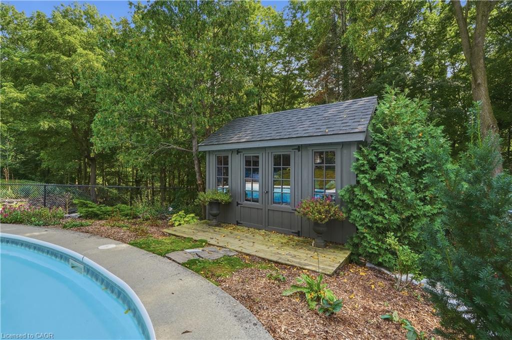 54 Mayfair Avenue Property Photo 41