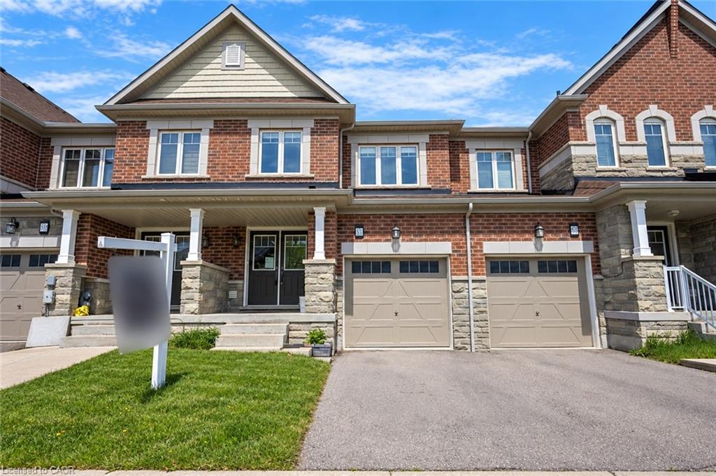 457 Queen Mary Drive Property Photo 4