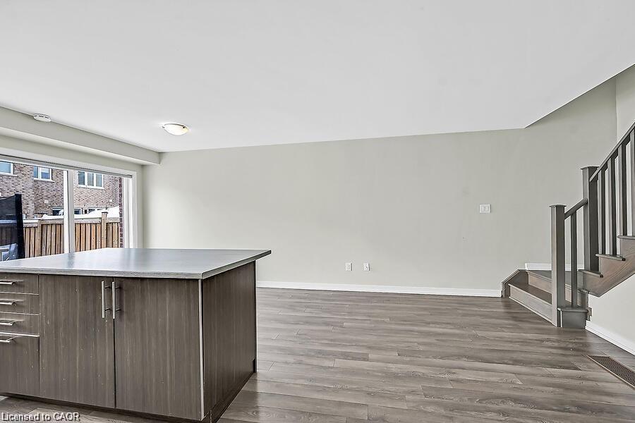 457 Queen Mary Drive Property Photo 10